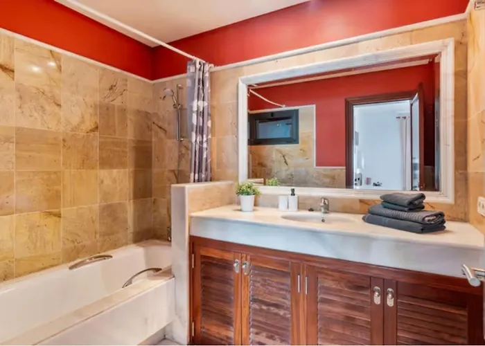 Tania - Independiente Con Piscina Privada Playa Blanca (Lanzarote)