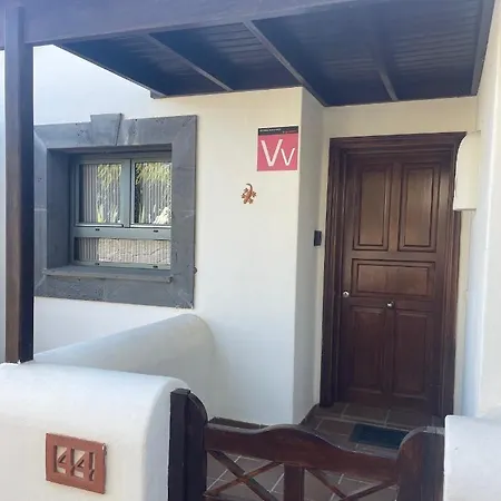 Tania - Independiente Con Piscina Privada Villa Playa Blanca (Lanzarote)